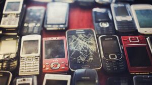 E-waste cell phones