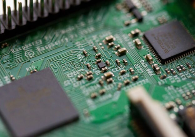 Metal recovery from e-waste processing